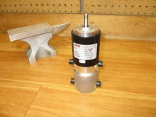 MCG 2232-MT3343 *NEW OLD STOCK* Servo Motor