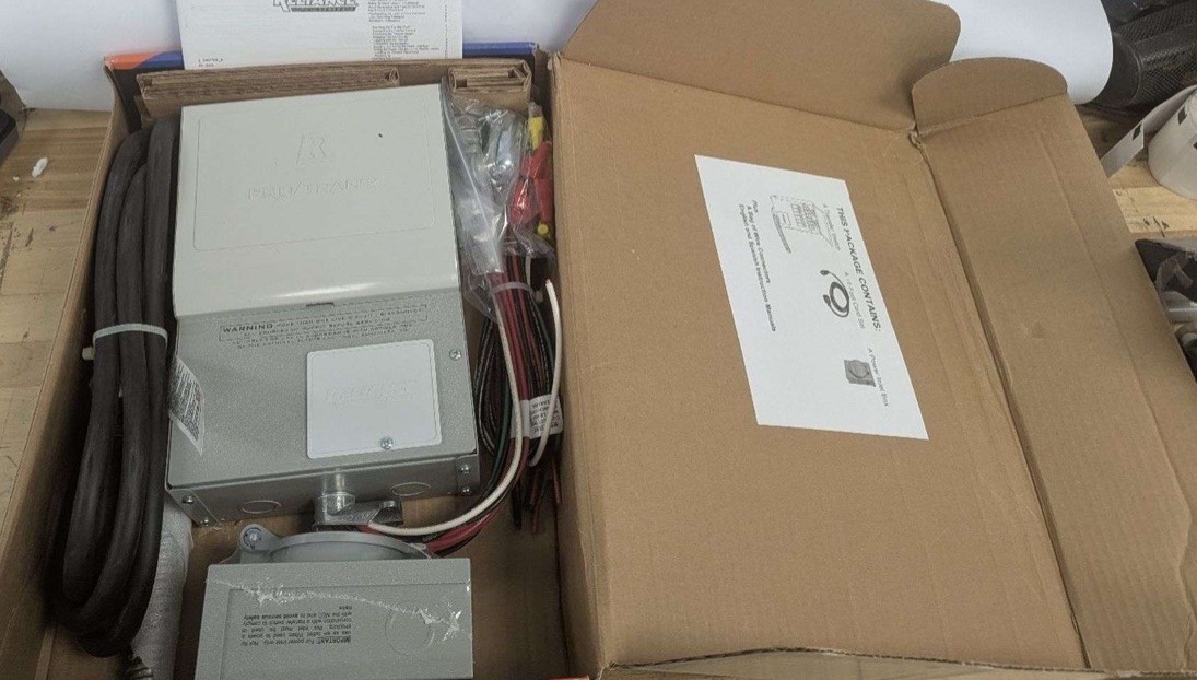 Reliance Controls Backup Power 8000 WATT Transfer Switch Kit 3006HDK
