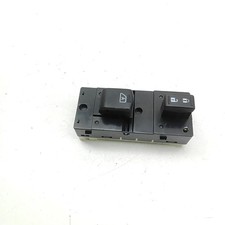 Porte avant et accessoires Nissan GT-R