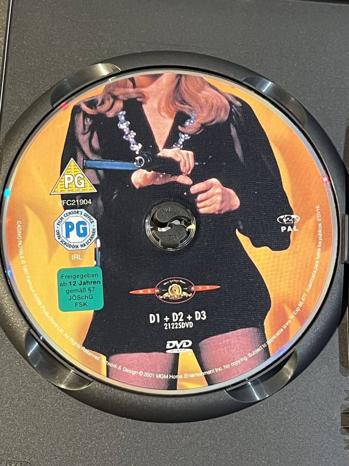 CASINO ROYALE DVD 1967 MOVIE FILM PETER SELLERS ORSON WELLES WOODY