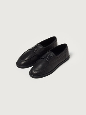 ASK availability First)AURALEE SOFT LEATHER DECK SHOES new
