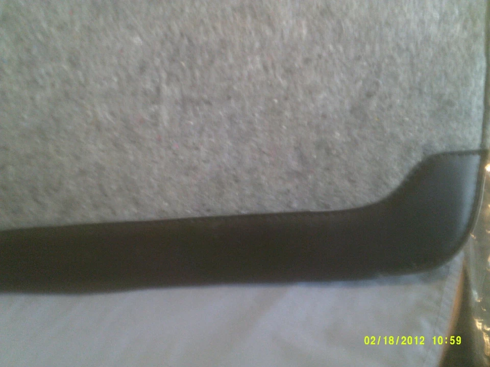 Saddle Pad Felt I" Thick Gray with Black synthetic wear leathers - Imagem 2 de 4