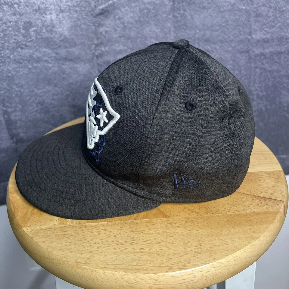 New Era 59fifty New England Patriots Sombrero Ajustado BANDERA REFLECTANTE 7-1/8 Foto 2 de 4
