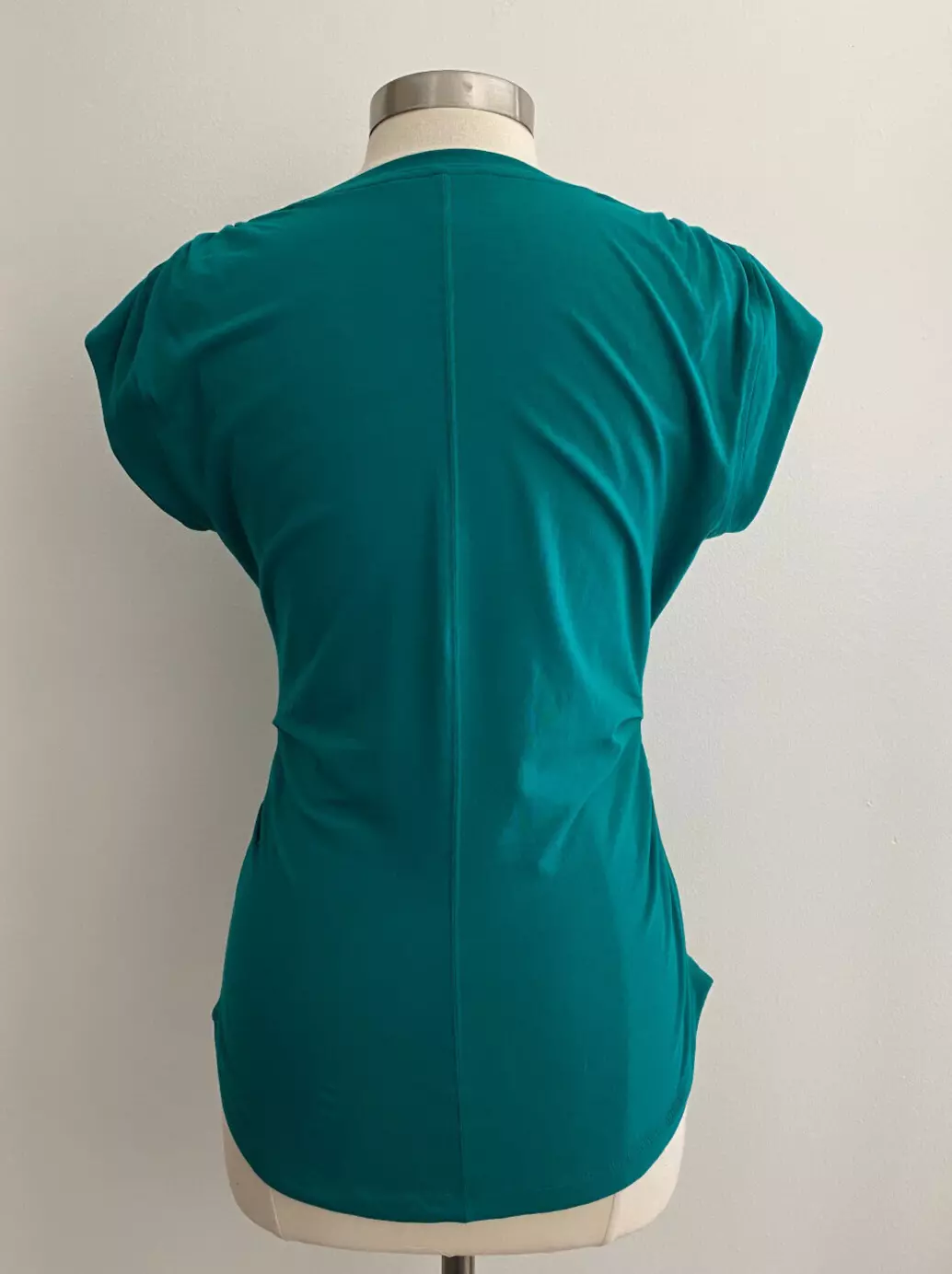 athleta ruched cap sleeve shirt