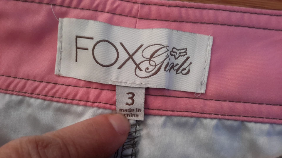 Pantalones Cortos Fox Niñas Talla 3 Tablero Cordón Cintura Monopatín Lunares/Flor Foto 4 de 4