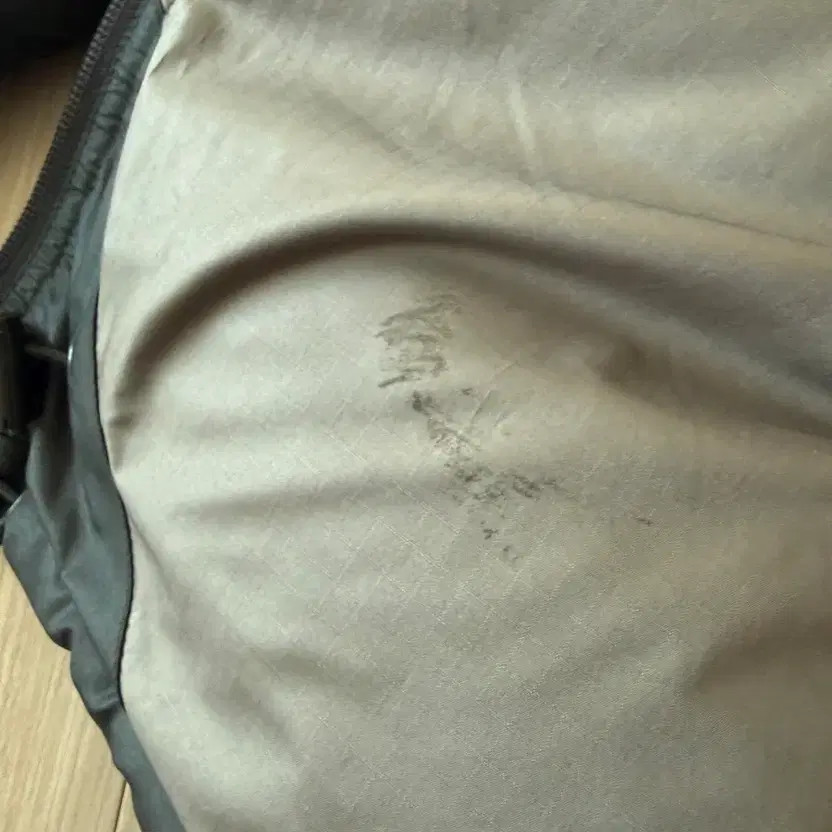 Patagonia Packable Black XL Puffer Jacket, Heavy Used thumbnail 2