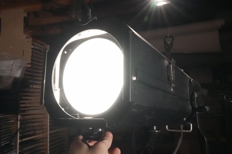 Altman Followspot 1k