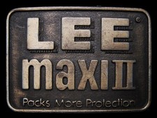 LC05102 VINTAGE 1970s LEE MAXI II PACKS MORE PROTECTION BELT BUCKLE