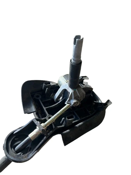 Conjunto de palanca de cambios de transmisión automática Land Rover Discovery 2 99-04 OEM con cable Foto 2 de 3