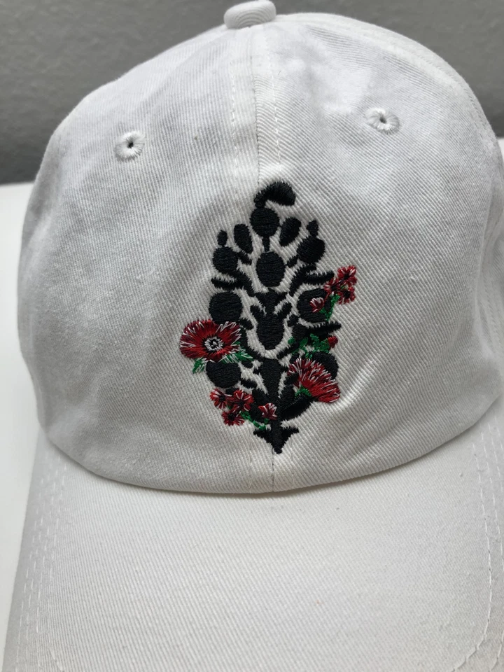 Gorra de béisbol Free People Movement FP blanca para mujer OSFM con tirantes Foto 2 de 4