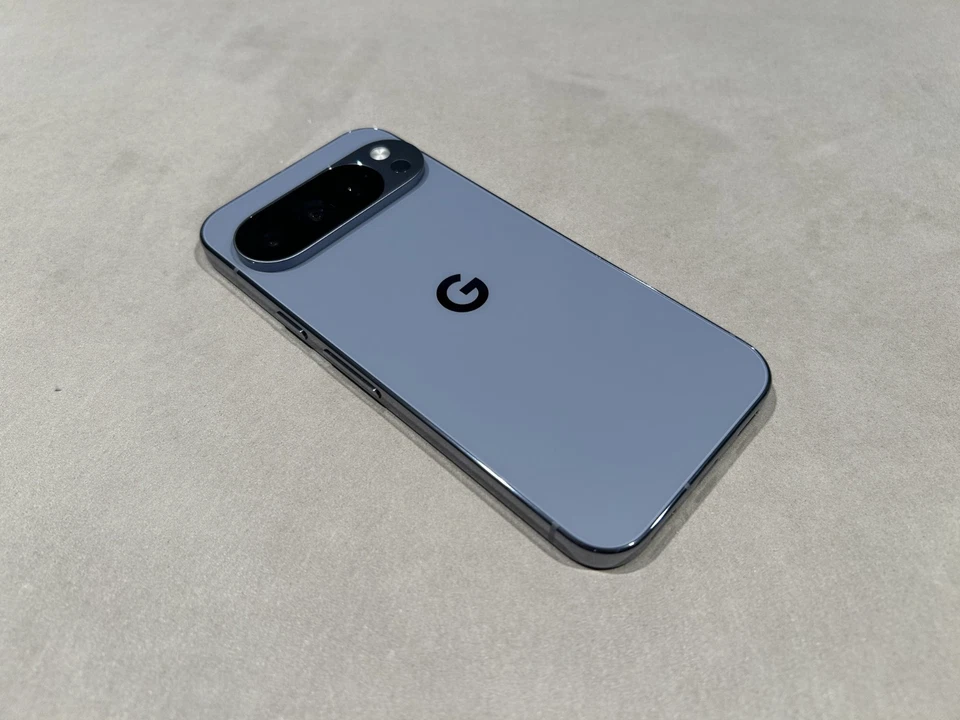Google Pixel 10 Pro 5G 16GB 128GB Moonstone Ohne Simlock WIE NEU - Bild 2 von 3