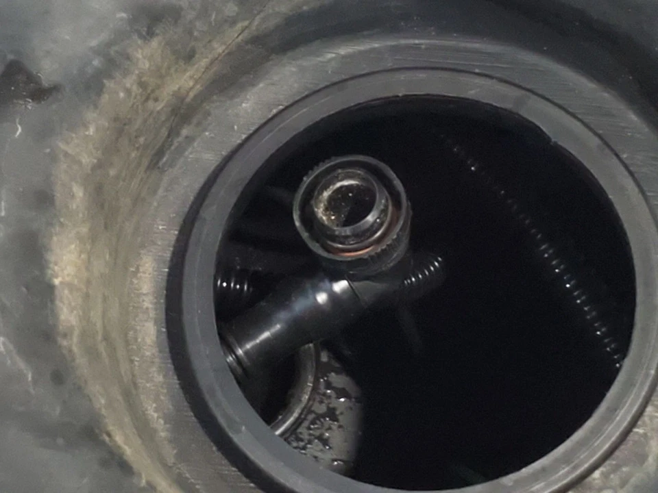 Range Rover LR3 2005 2006 2007 2008 2009 OEM tanque de combustible 4,4 L 22,8 galones Foto 2 de 4