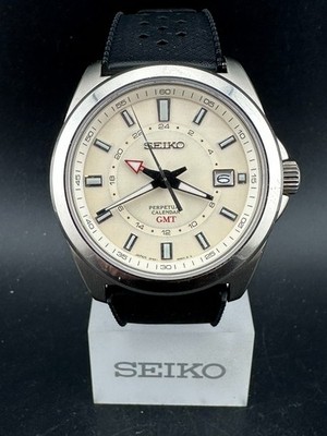 SeikoPerpetual Calendar GMT Men's Cream Dial Date 40mm Quartz Watch 8F56-00M0