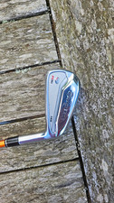 TaylorMade RSI Eisen 2 18° Graphit Stiff Rec...