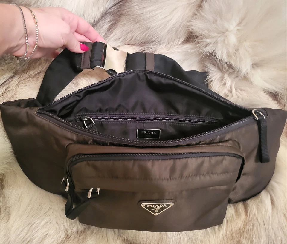 PRADA Tessuto Nylon Marsupio Belt Bag Fanny Pack Army Green Excellent Authentic - Image 2 of 4