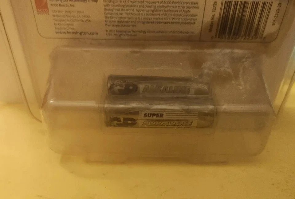 New Kensington Pilot Mouse Laser Wireless Mini Model #72239 - Image 3 of 3