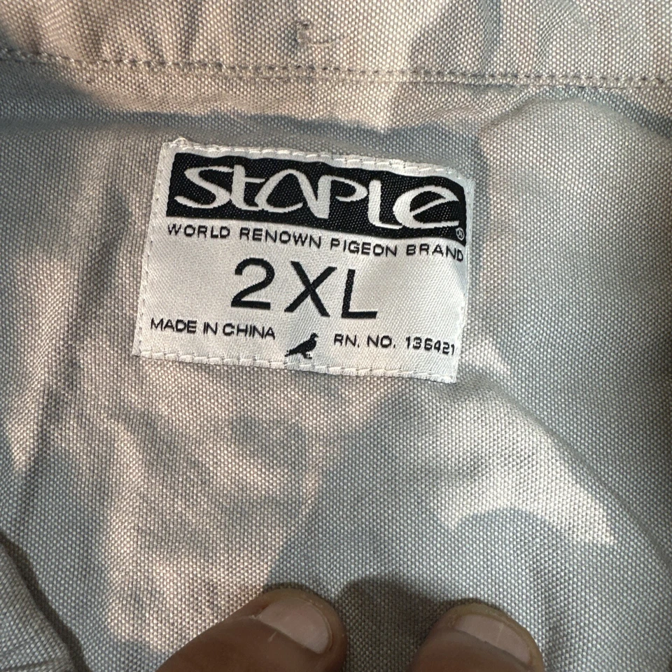 Hombre Grapa Abotonada Manga Corta Gris 2XL Foto 2 de 4