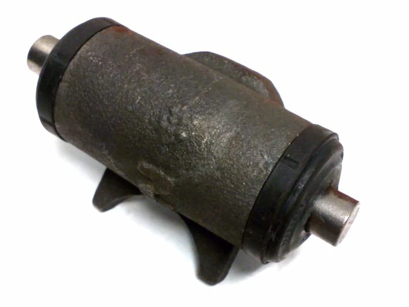 Cilindro de freno de tambor 18012305 NOS 83-88 Chevrolet S10 Blazer S15 T10 172-1381 Foto 2 de 2