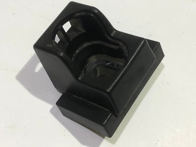 SKODA OCTAVIA MK3 2016 BOOT CATCH BUMP STOP MOUNT 5E9827675 