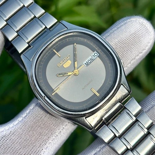 Vintage Seiko 5 Sunburst Dial Automatic Japan Made Men’s Watch 6309-5820