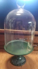 Dark green pedestal display stand with cloche JO+