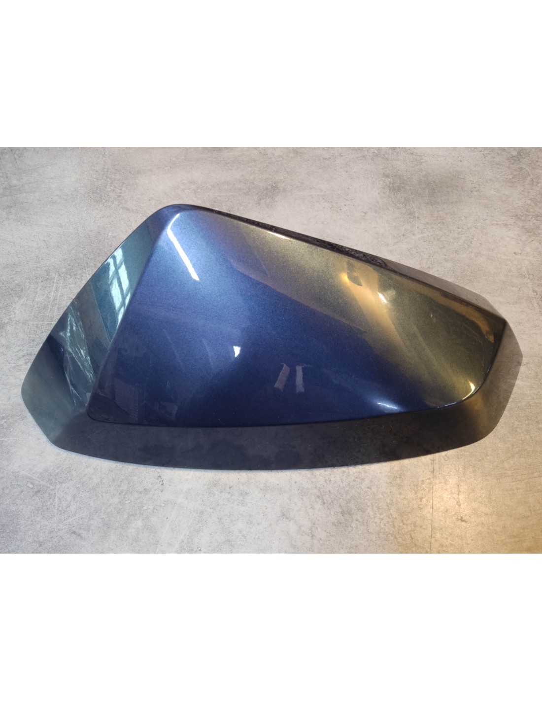Couvercle top case gauche bleu nuit pour réparer carénage rayé Forza 125