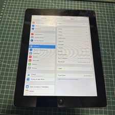 APPLE A1395 iPad 2nd Gen 9.7' 16GB Wi-Fi - MC769LL/A - Black, with charger.