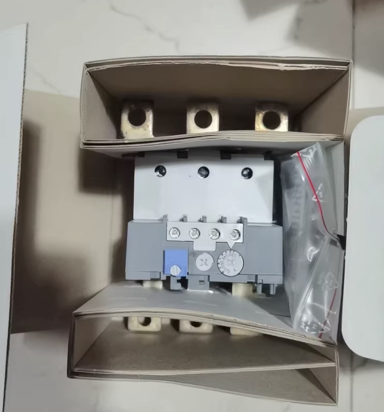 1PCS New ABB TA200DU-175 Thermal Overload Relay 130-175A