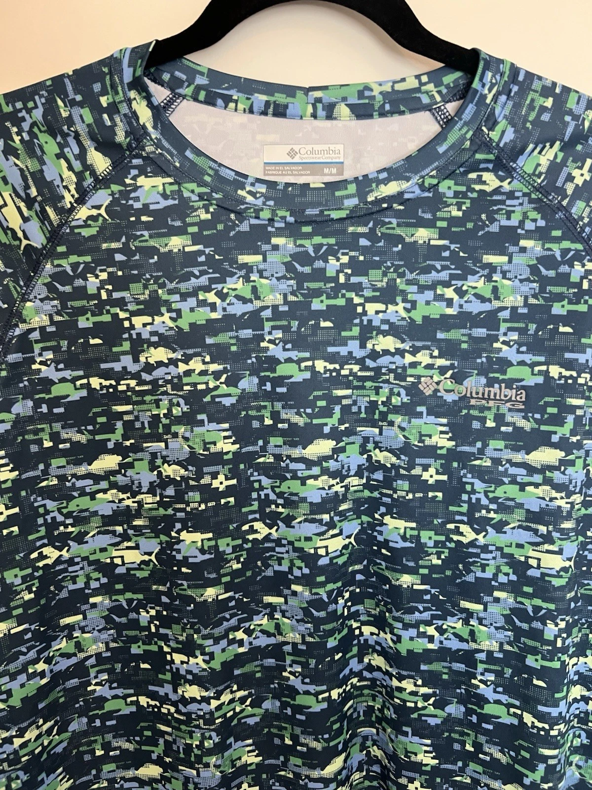 Columbia PFG Shirt Mens M Green Camo Lightweight Long Sleeve Tee Hiking Fishing