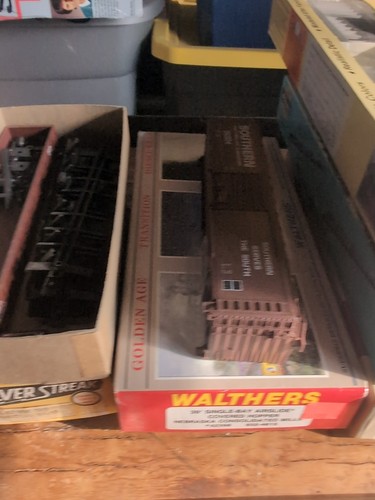 10 Assorted HO Scale Boxcar Hopper Caboose ALL UNASSEMBLED NEW Fast Shipping - Picture 10 of 17