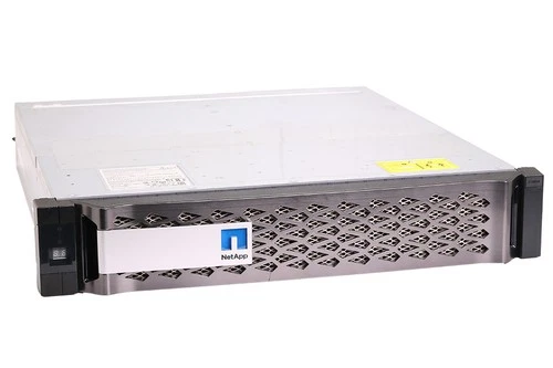 NetApp E2824 // 2x 800 GB SSD E-X4086A + 11x 1,2TB HDD E-X4119B + 2x E2800A-8GB