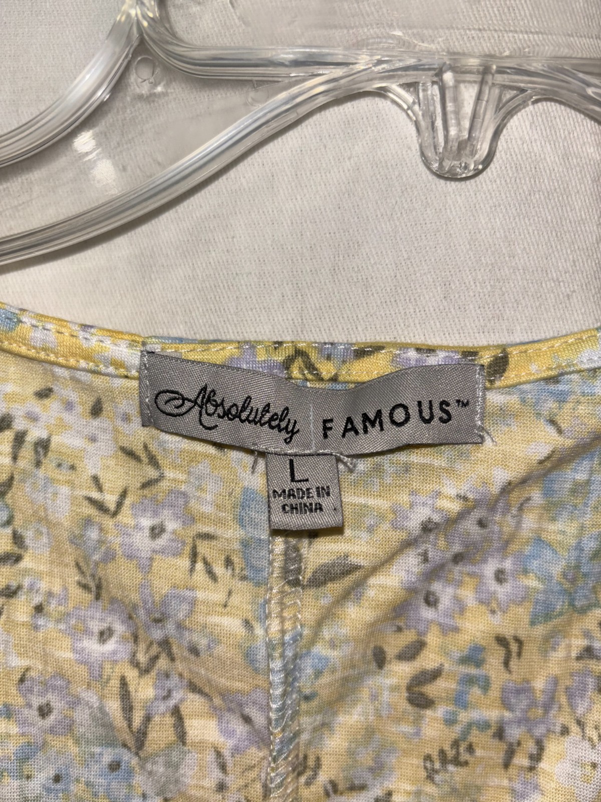 Absolutely Famous Large Flower Designed Blouse - image 2