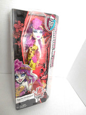 MONSTER HIGH ''SPECTRA VONDERGEIST'' DOLL-GHOULS' GETAWAY