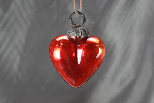Antique Heart-Shaped Kugel Glass Ornament Pair - Vintage Christmas Decorative - Picture 14 of 19