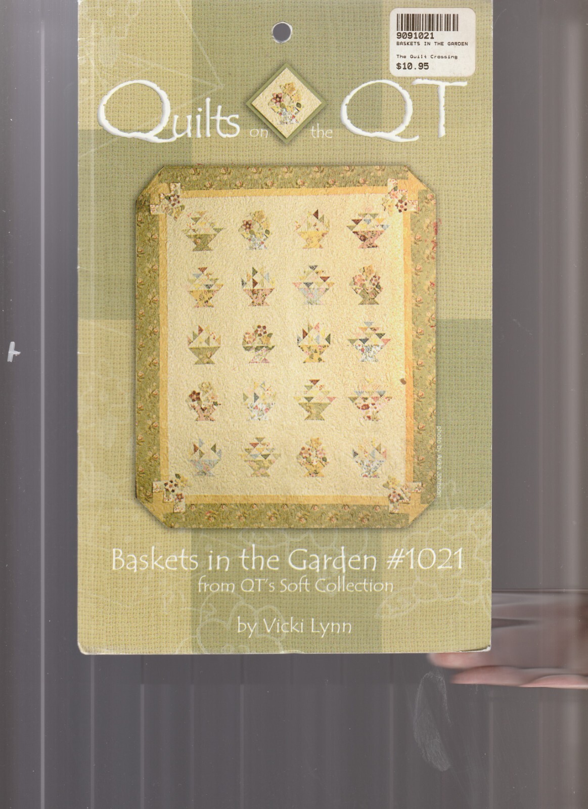 Quilts on the QT Quilting  Pattern   1021 Baskets In The Garden 76 x 90''