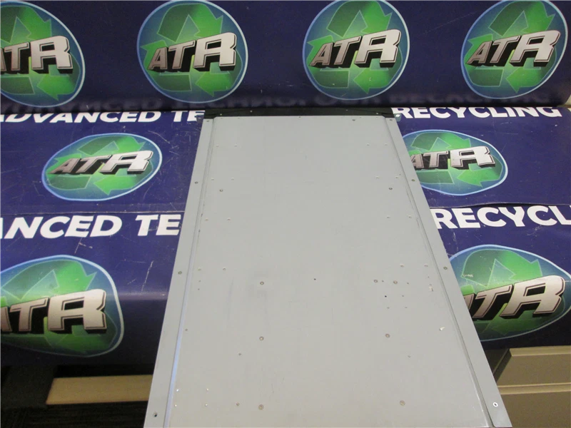 Cargador automático de unidad de cinta Tandberg Data 1U LTO-4 SAS StorageLoader 1000 7802-LTO BCR Foto 4 de 4