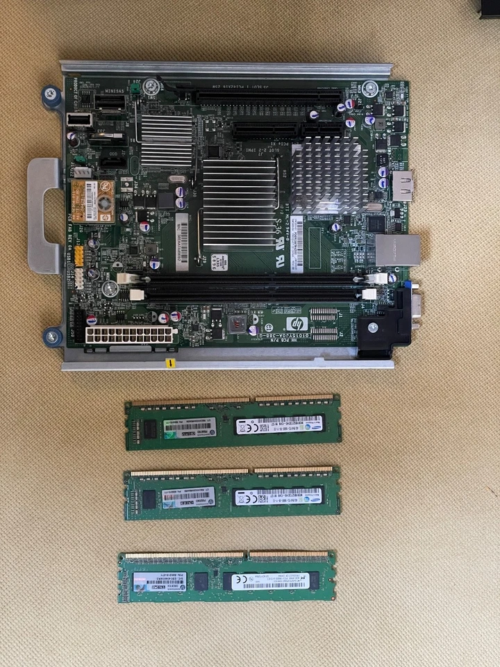 HP ProLiant N54L MicroServer (no disks) 8GB RAM - Image 2 of 4