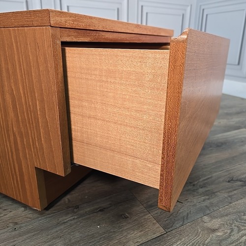 Comodino 33 mobiletto vintage retrò Beaver & Tapley - legno metà secolo - Foto 11 di 24