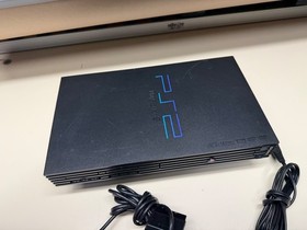 SONY PLAYSTATION 2 PS2 FAT W/CONTROLLER & CABLES FULLY FUNCTIONAL NICE + GAMES