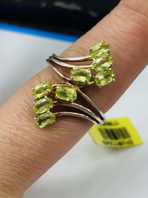 TJC ungewöhnlicher Silber- und hochwertiger Peridots-Ring UK-Größe R/S neu mit Etikett