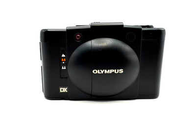 Olympus XA3 35mm Kompaktkamera schwarz Zuiko DX mit Tasche   guter Zustand