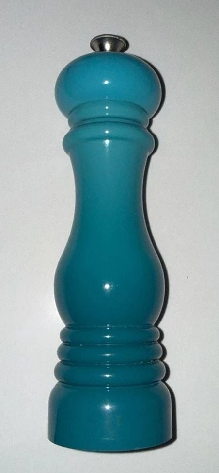 Le Creuset Caribbean Blue 8-Inch Classic Pepper Mill