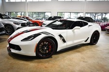 2019 White Chevrolet Corvette   | C7 Corvette Photo 1