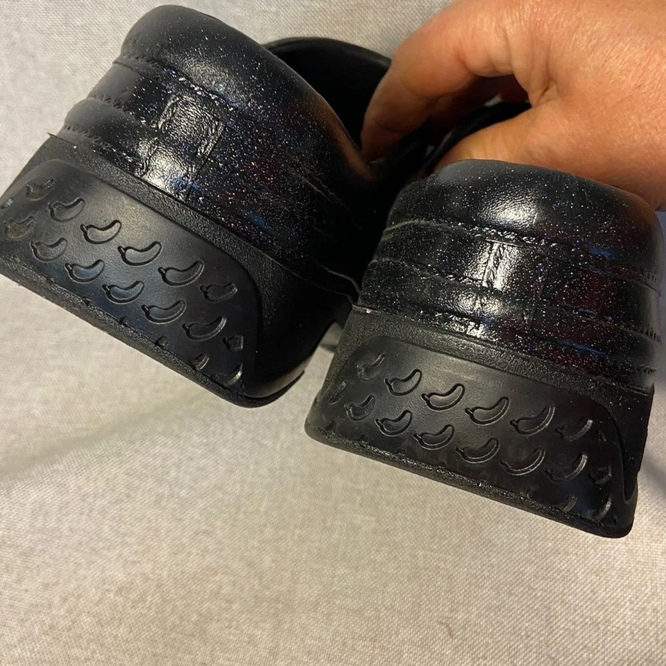 Zuecos sin cordones anchos negros Klogs. Talla 12 Foto 3 de 4