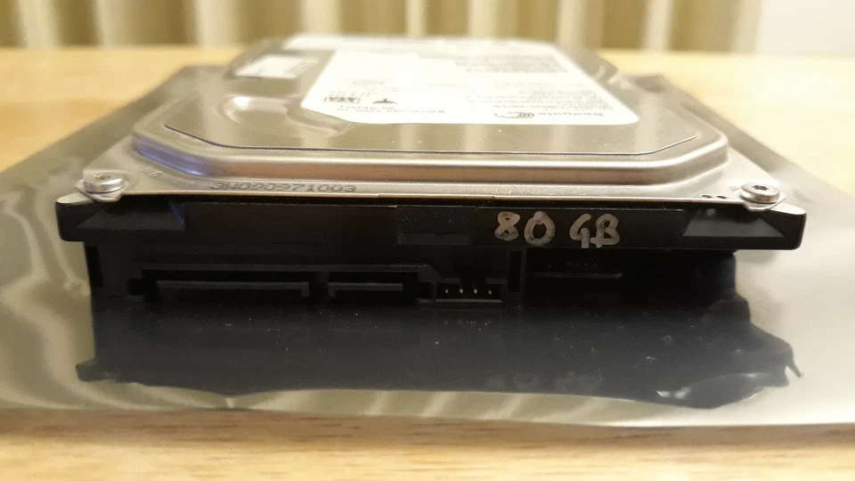 Seagate Barracuda 7200.10 80GB Internal SATA 7200RPM 3.5" (ST380815AS) HDD - Image 3 of 3