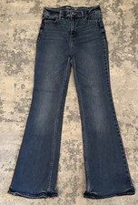 Old Navy Women s Higher High Rise Flare Jeans Size 6