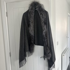 Real Icelandic Silver Fox Throw/poncho Only Sold In Shop In Iceland