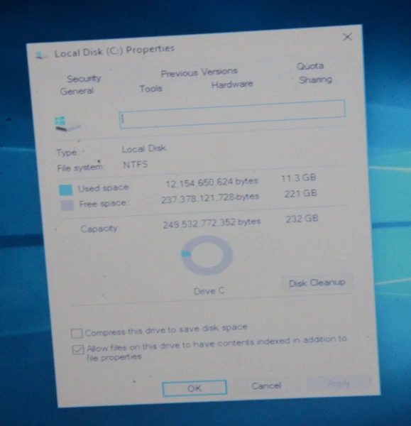 Toshiba Satellite L305D Laptop_AMD Turion 64 X2 TL-60 @ 2.00 GHz_2GB RAM_250GB. - Image 3 of 4
