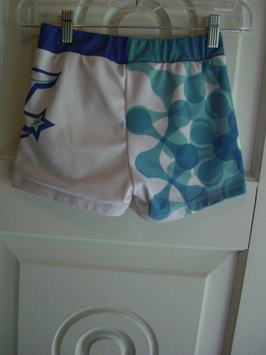Girls' Excel Athletic White & Blue Poly/Spandex Cropped Top & Shorts/Size S - Picture 8 of 12