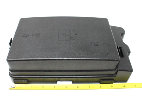 2004 2002-2009 GMC Envoy Chevrolet Trailblazer Under Hood Fuse Box Cover Lid OEM - Picture 10 of 12